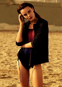 Samantha Robinson